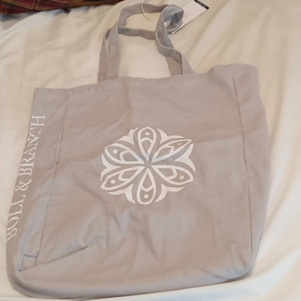 Boll & Branch Women's 22 X 18 Gray Tote. Atleisure, Casual, Useful.